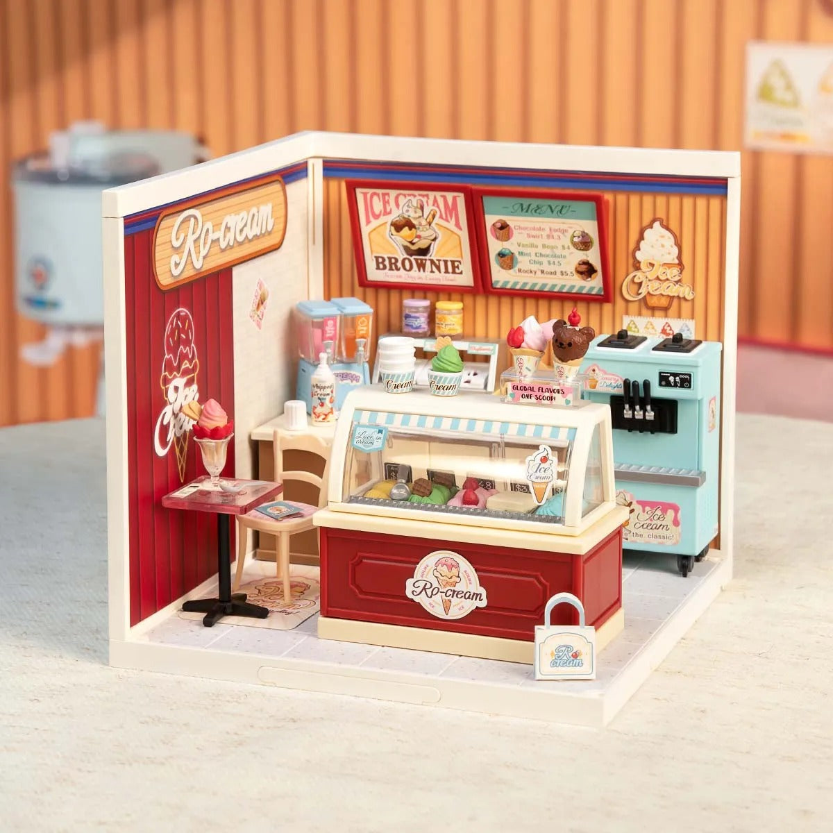 Rolife DIY House Super Store Serie DW018B Flavorful Ice Cream